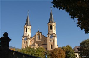 Chiesa a Brunico nell'area di vacanze Plan de Corones