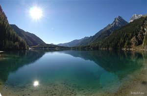 Lago di Anterselva nella regione turistica Plan de Corones