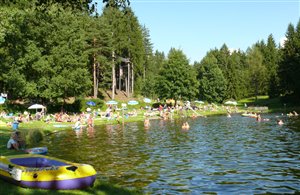 Laghetto naturale d'Issengo nell'area Plan de Corones